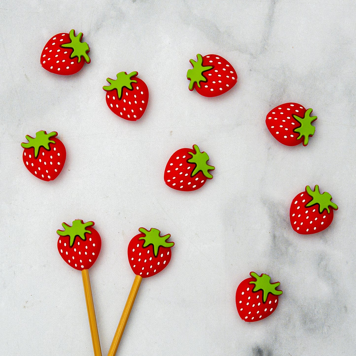 Strawberry Needle Stopper Set